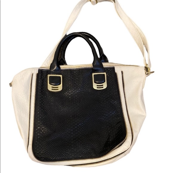 Bundle - Picture 2 of 11